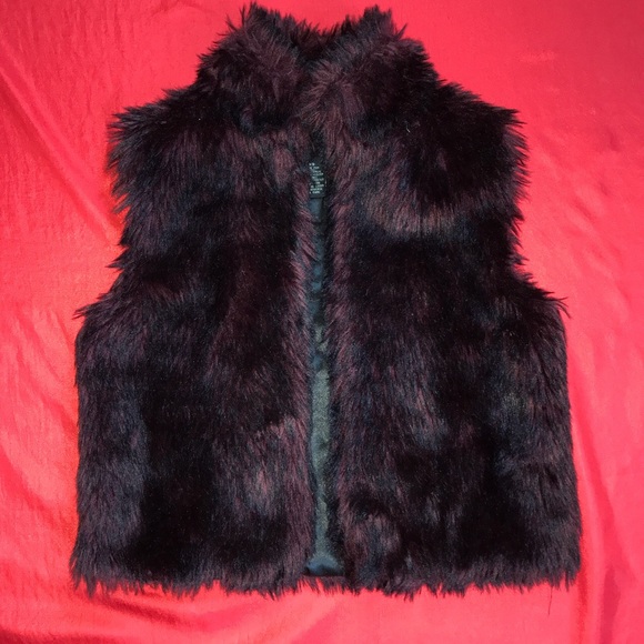 Fluffed vest - Picture 1 of 4